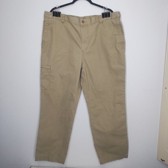 Dockers Men's Khaki Pants W42 L32,D3 Classic,Waterless Collection.Beige - Picture 1 of 7